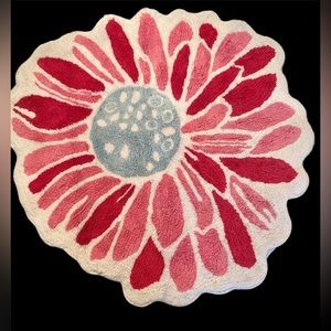 Pottery Barn Cotton Pink Flower Bath Rug 33”